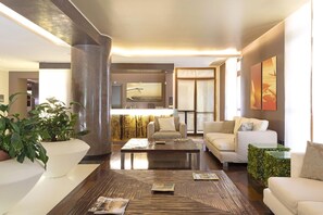 Lobby - B&B Hotel Malpensa Lago Maggiore (Vergiate)