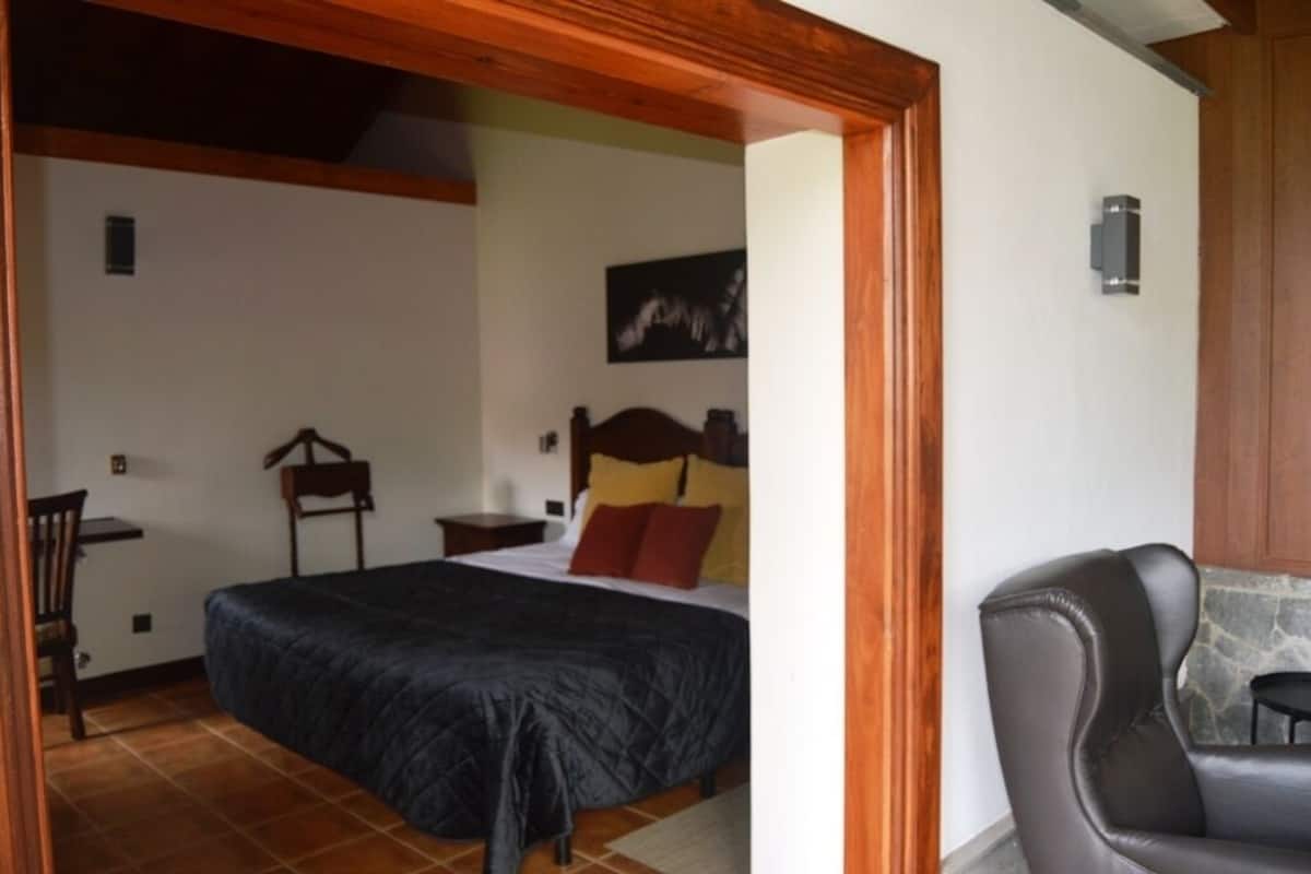 Superior Studio Suite, Mountain View