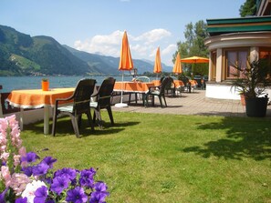 숙박 시설 구내