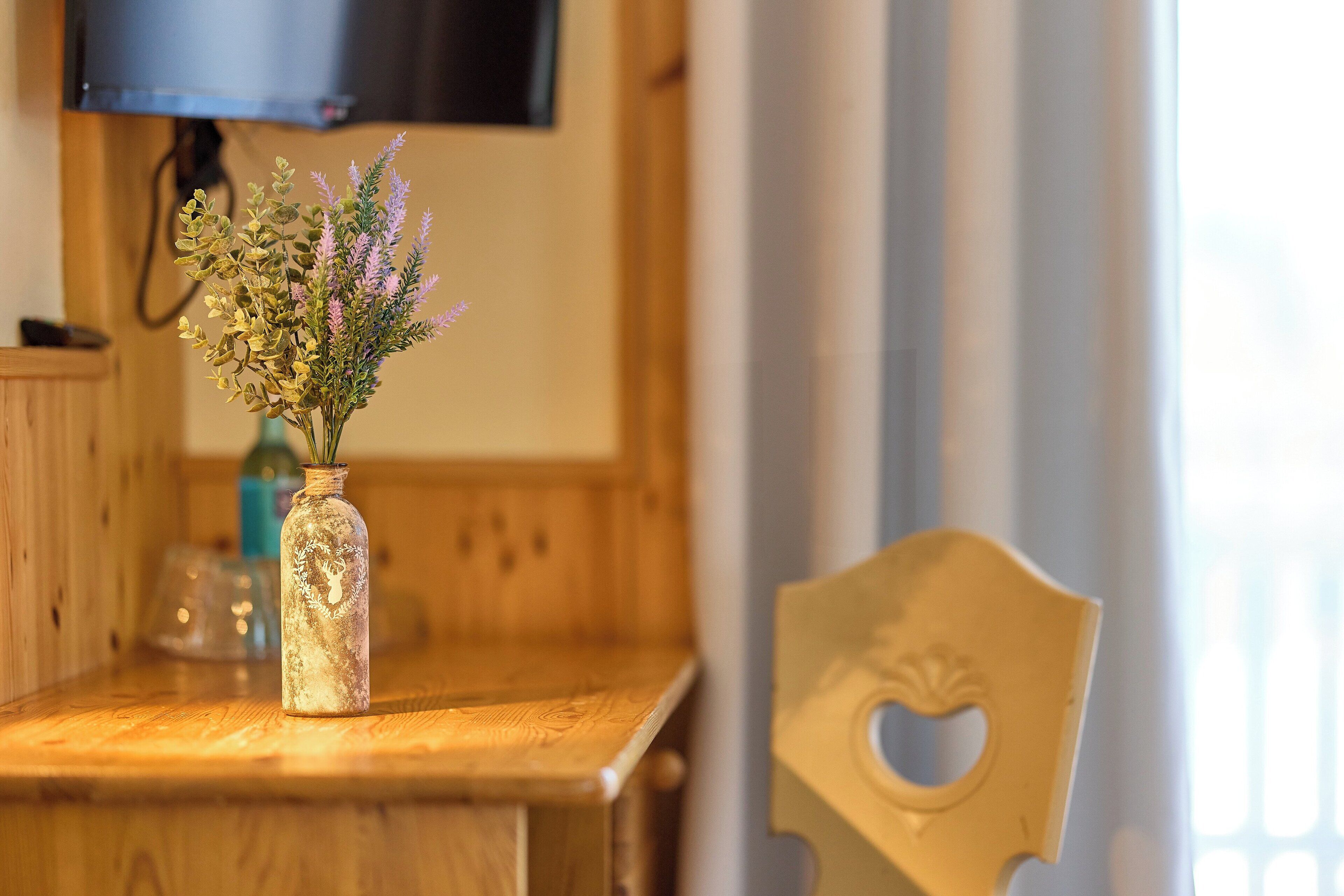 quadruple room | 1 bedroom, in-room safe, desk, soundproofing