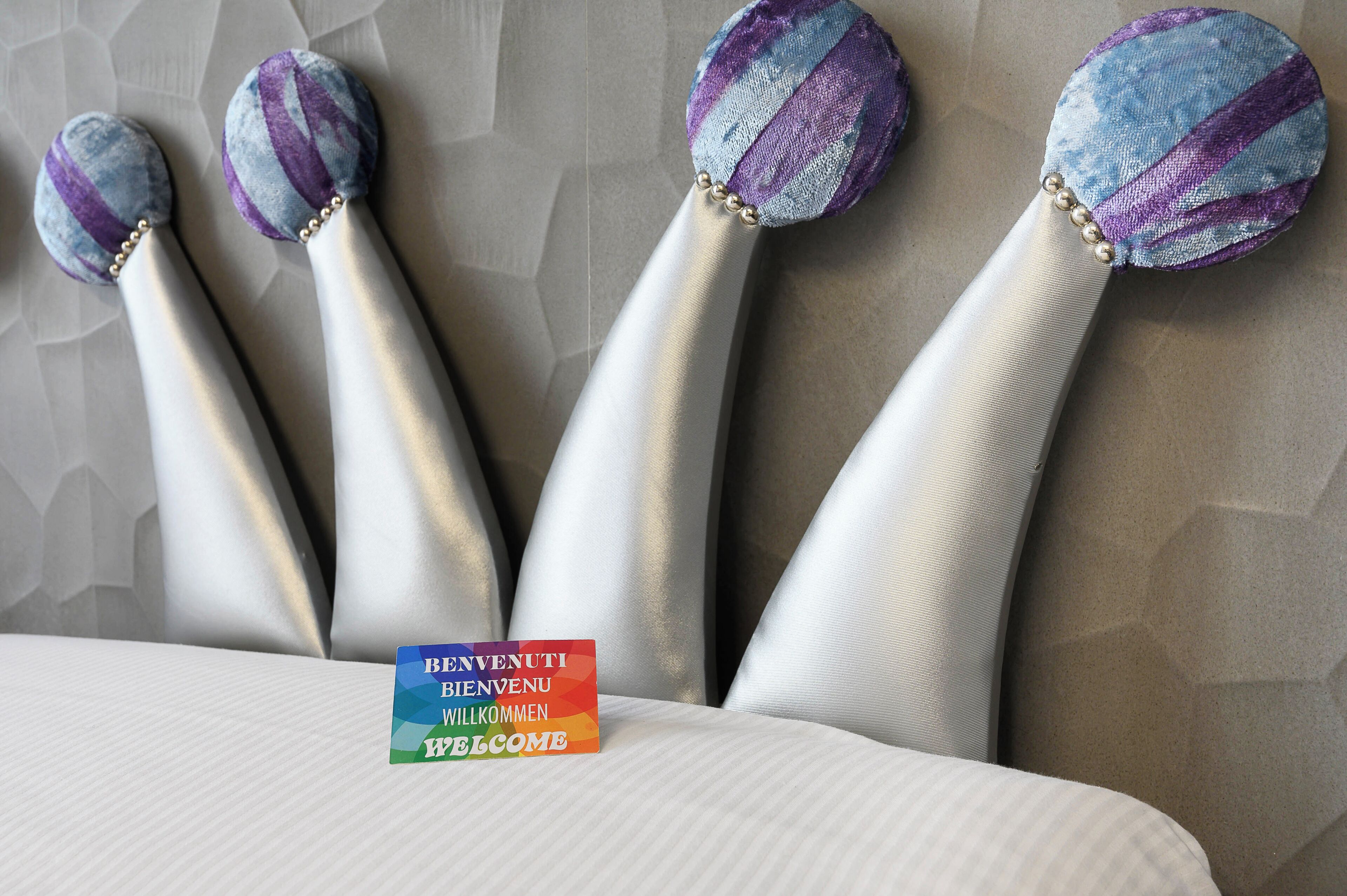 Tweepersoonskamer, 1 twijfelaar (Small room with french bed) | Hypoallergeen beddengoed, een minibar, een kluis op de kamer