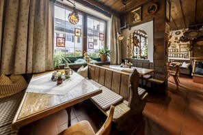 Daily buffet breakfast (EUR 17 per person)