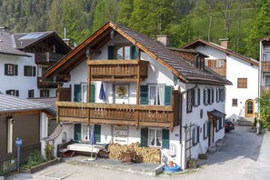 Property grounds - Hotel & Gasthof Fraundorfer (Garmisch-Partenkirchen)