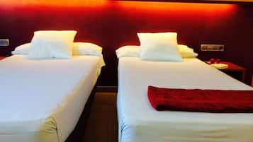 Phòng 2 giường đơn Tiêu chuẩn | Phòng cách âm, nôi (giường cho trẻ sơ sinh) miễn phí