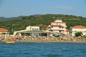Private beach, sun loungers, beach umbrellas - Del Sole (San Vincenzo)