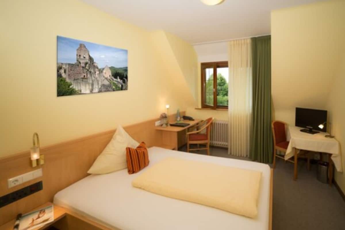 Chambre Simple Standard
