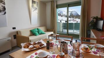 Essbereich im Zimmer