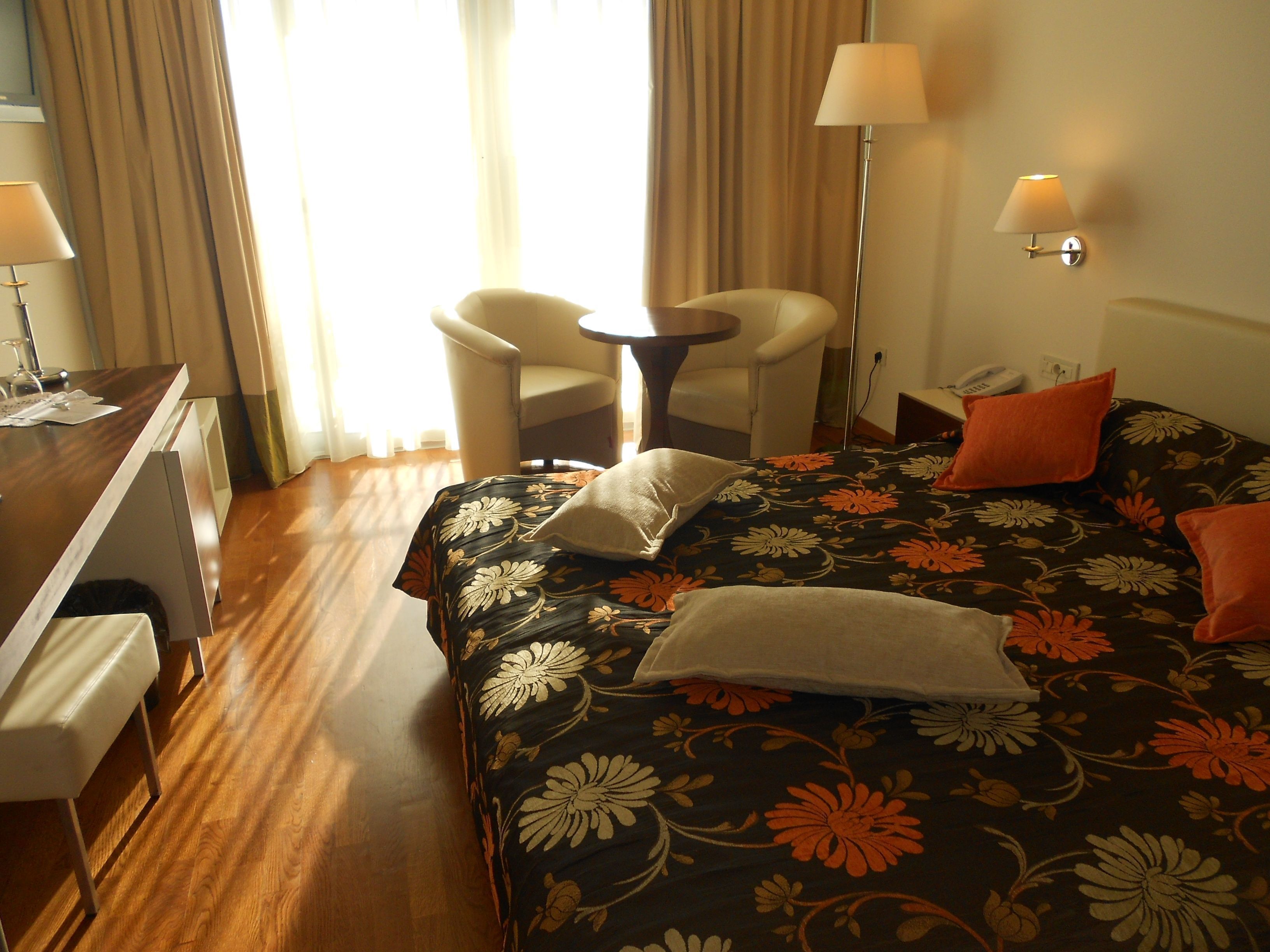 double room, balcony, sea view | premium bedding, minibar, in-room safe, desk