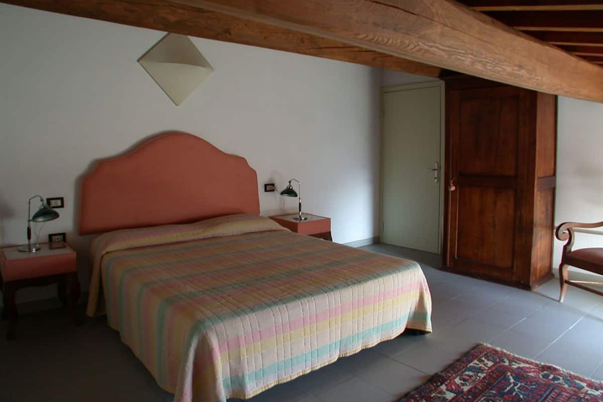 Grand Apartment, 4 Bedrooms, Kitchen, Tower | Hypo-allergenic bedding available, soundproofing