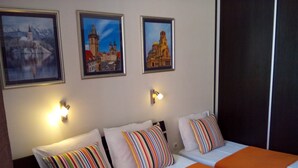Family apartment 2 adults and 3 children