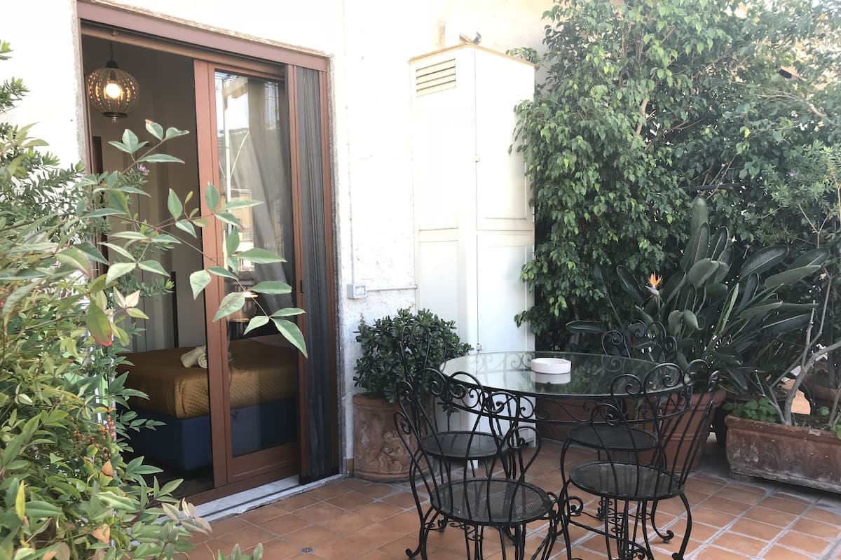 Single Room, French bed | Terrace/patio