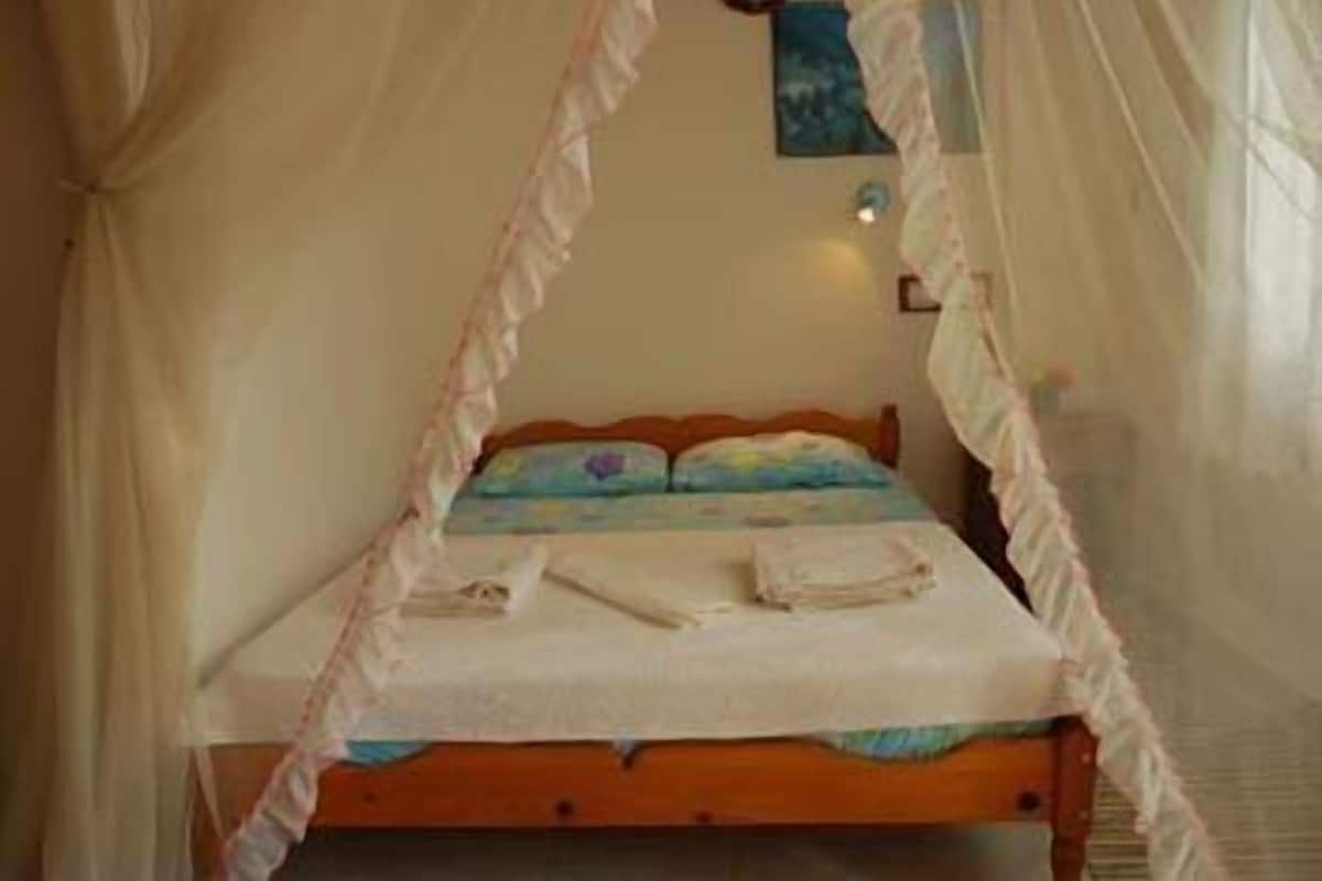 Coffres-forts dans les chambres, bureau, Wi-Fi gratuit