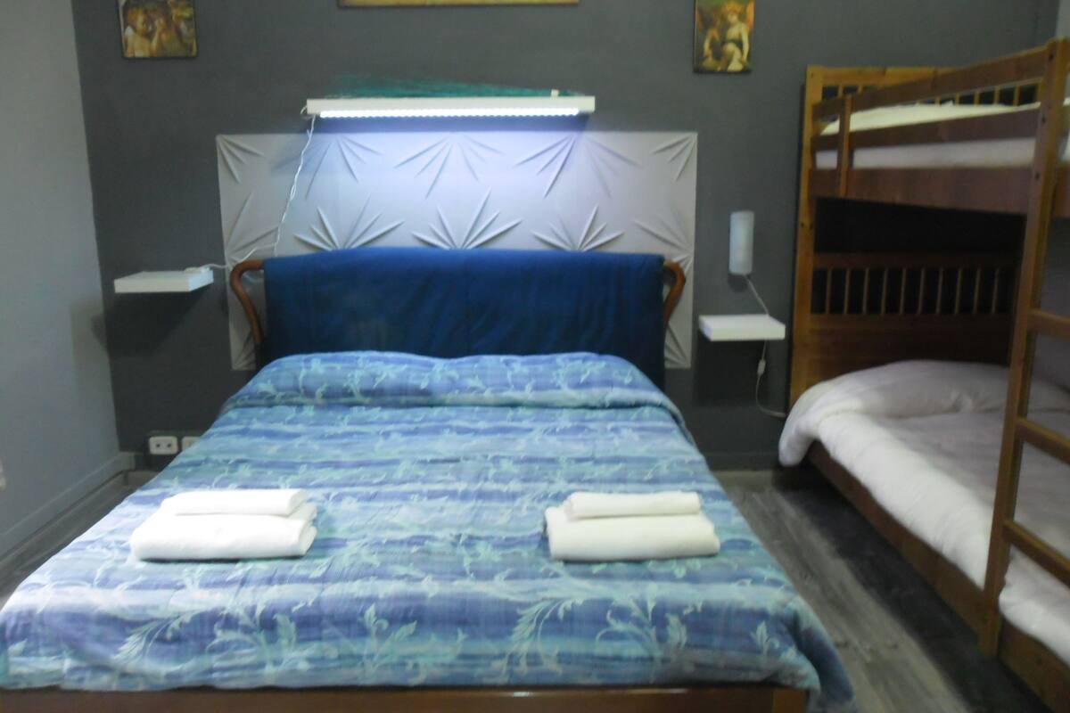 Quadruple Room, Private Bathroom | Egyptian cotton sheets, premium bedding, down duvets, desk