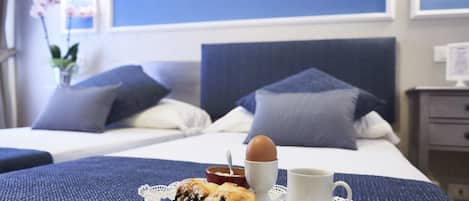 1 bedroom, premium bedding, pillowtop beds, in-room safe