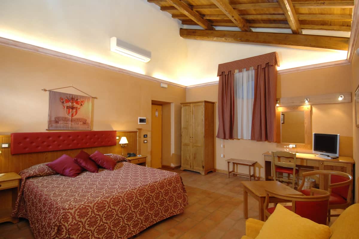 Standard-Doppelzimmer | Badezimmer | Haartrockner, Handtücher