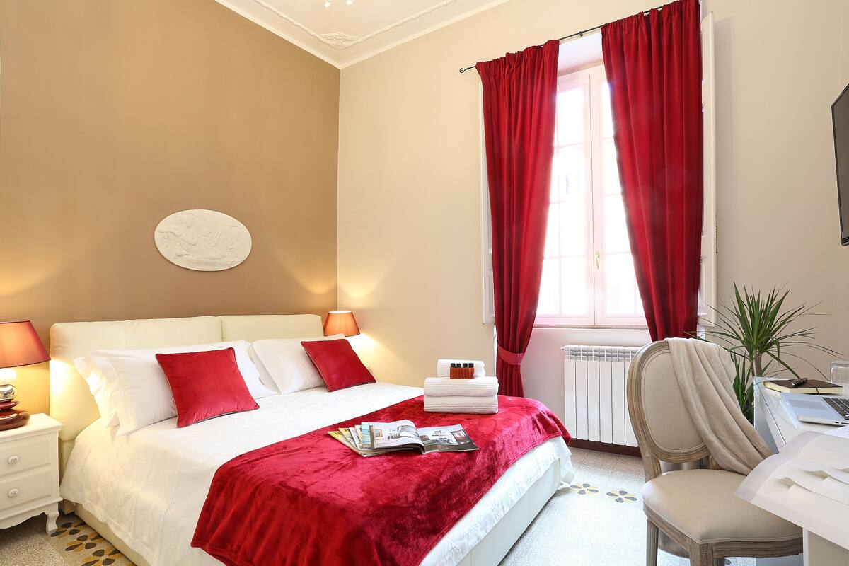Premium bedding, down comforters, desk, blackout drapes