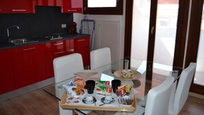 In-room dining - Suite in Venice Ai Carmini (Venice)