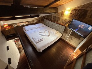 Literie hypoallergénique, articles gratuits dans le mini-bar, bureau