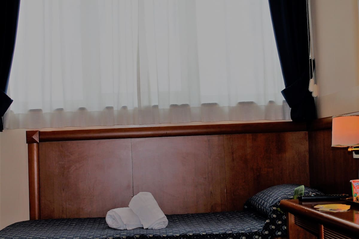 Desk, rollaway beds, free WiFi, bed sheets