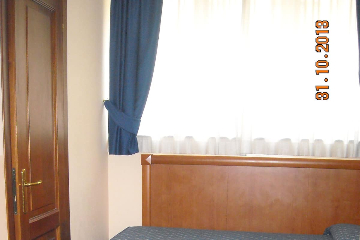 Desk, rollaway beds, free WiFi, bed sheets