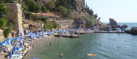 Beach nearby, sun loungers, beach umbrellas