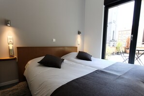 Superior-Doppelzimmer, 3 Einzelbetten
