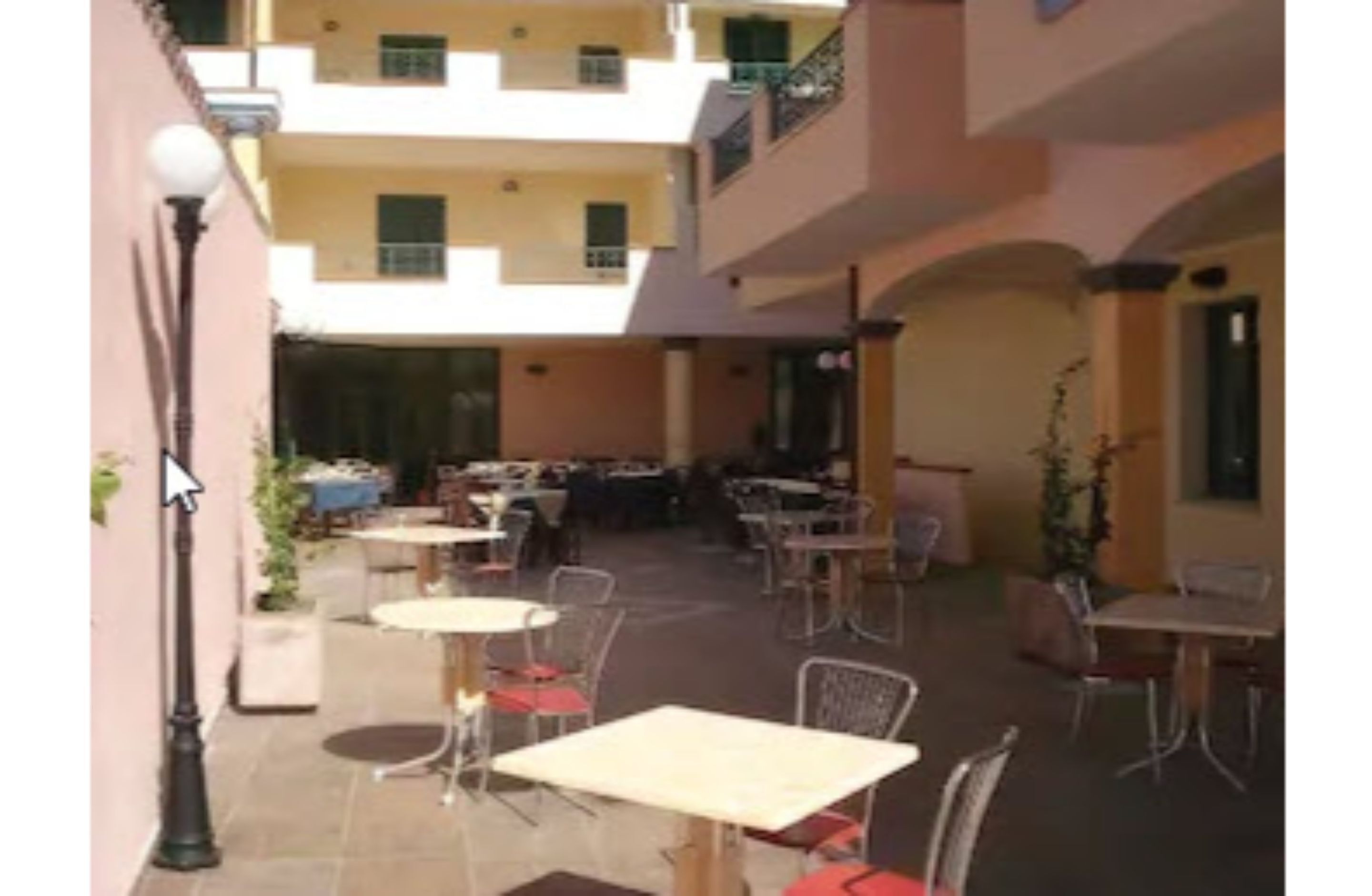 lunch and dinner served, mediterranean cuisine