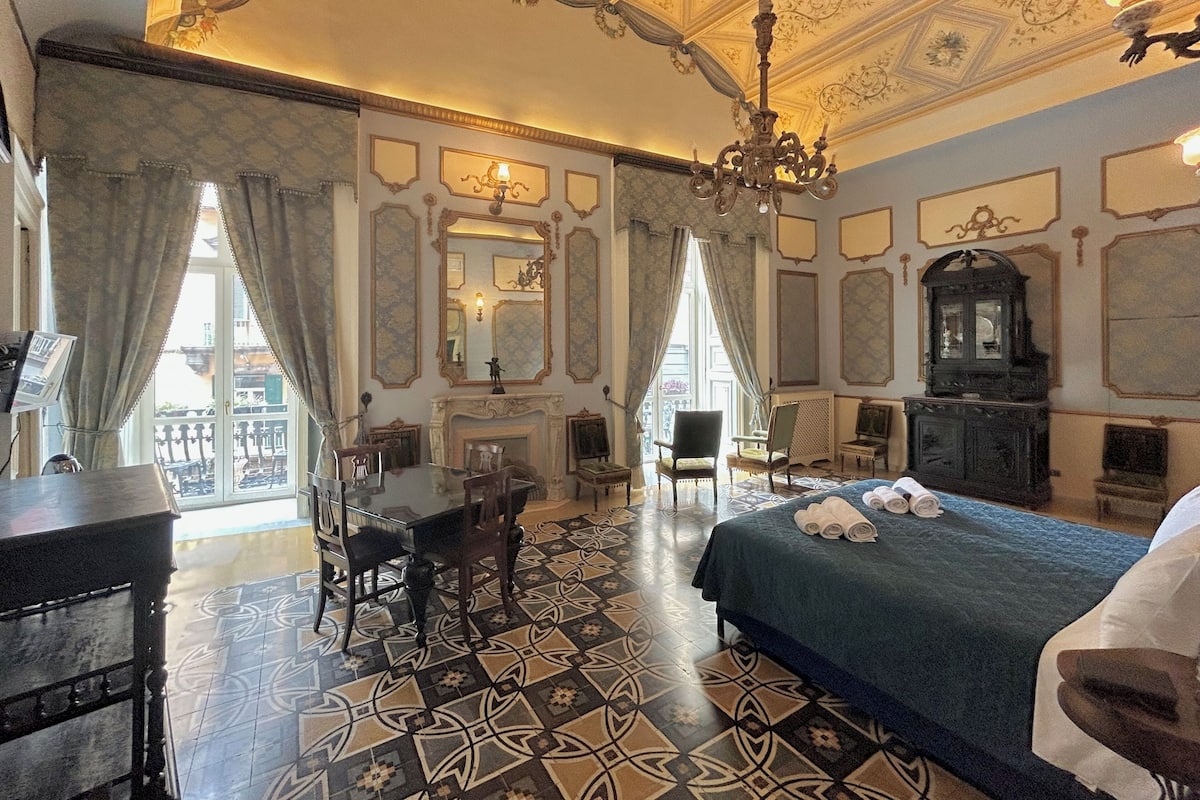 Deluxe Double or Twin Room, Non Smoking, Private Bathroom