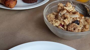 Daily buffet breakfast for a fee