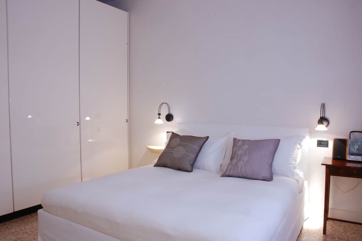 Chambre Double, 1 lit double | Vue de la chambre