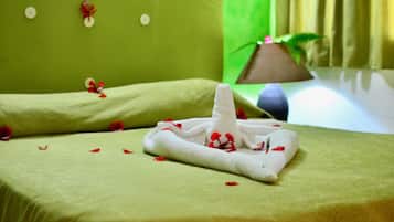 Premium bedding, Select Comfort beds, in-room safe, blackout drapes