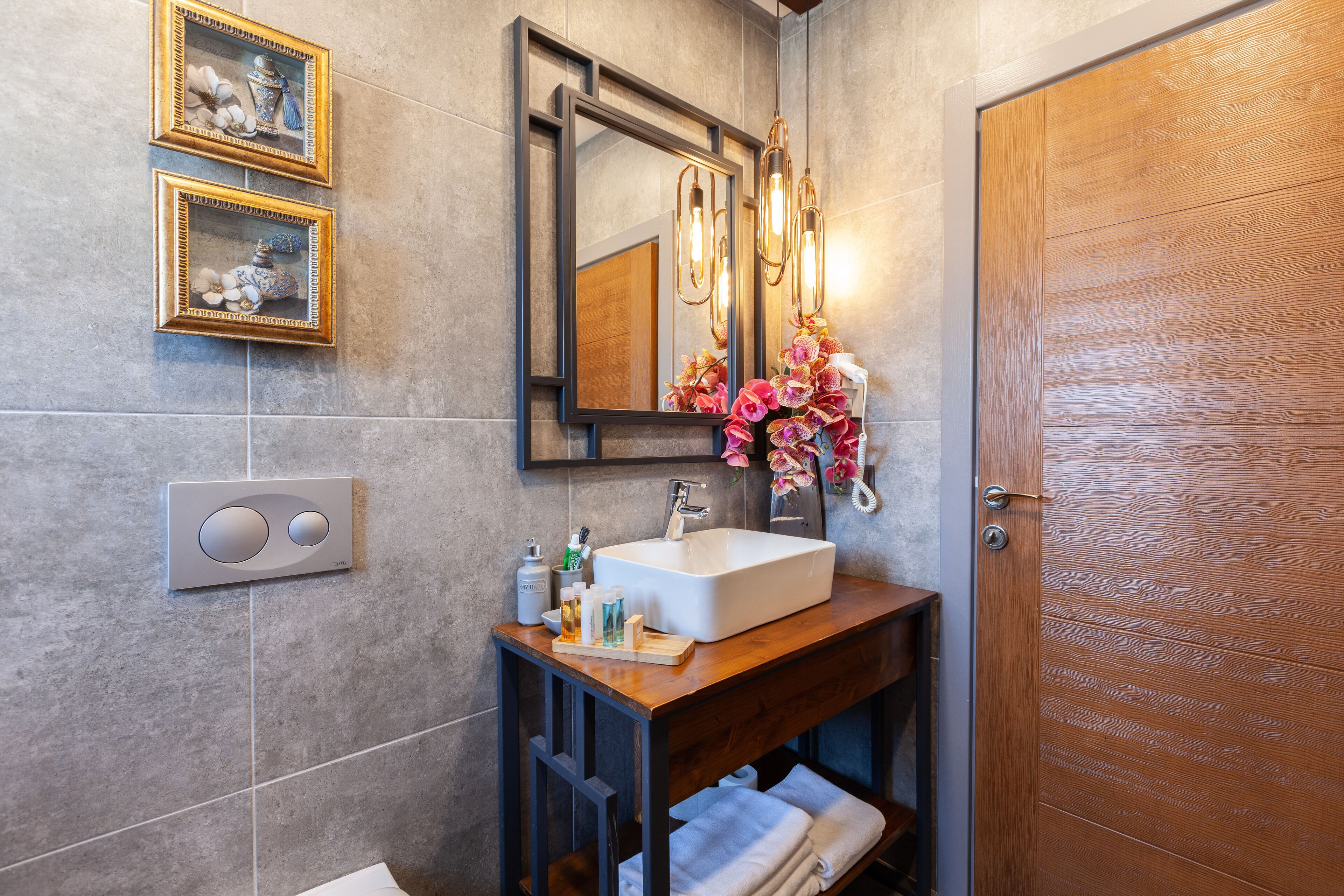 exclusive double room | bathroom | separate bathtub and shower, jetted bath, hydromassage showerhead