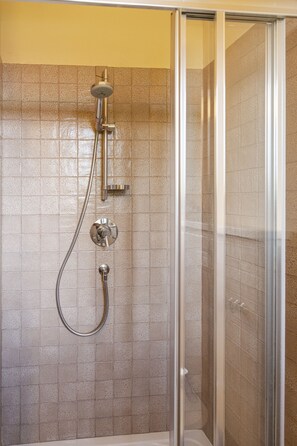 Bathroom - Villa Rosy (Viareggio)
