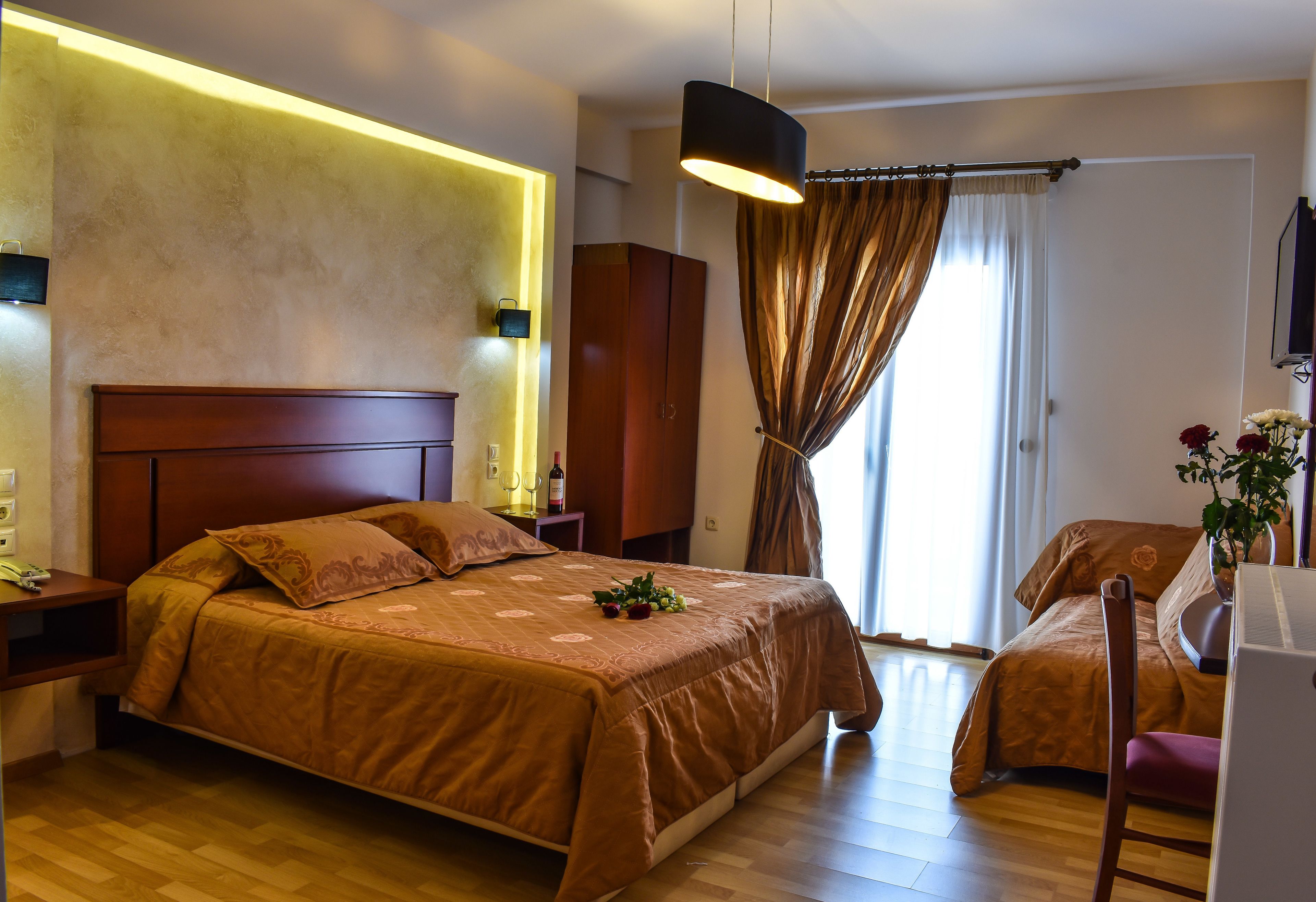 Deluxe Double Room, Mountain View | Premium bedding, Tempur-Pedic beds, desk, blackout curtains