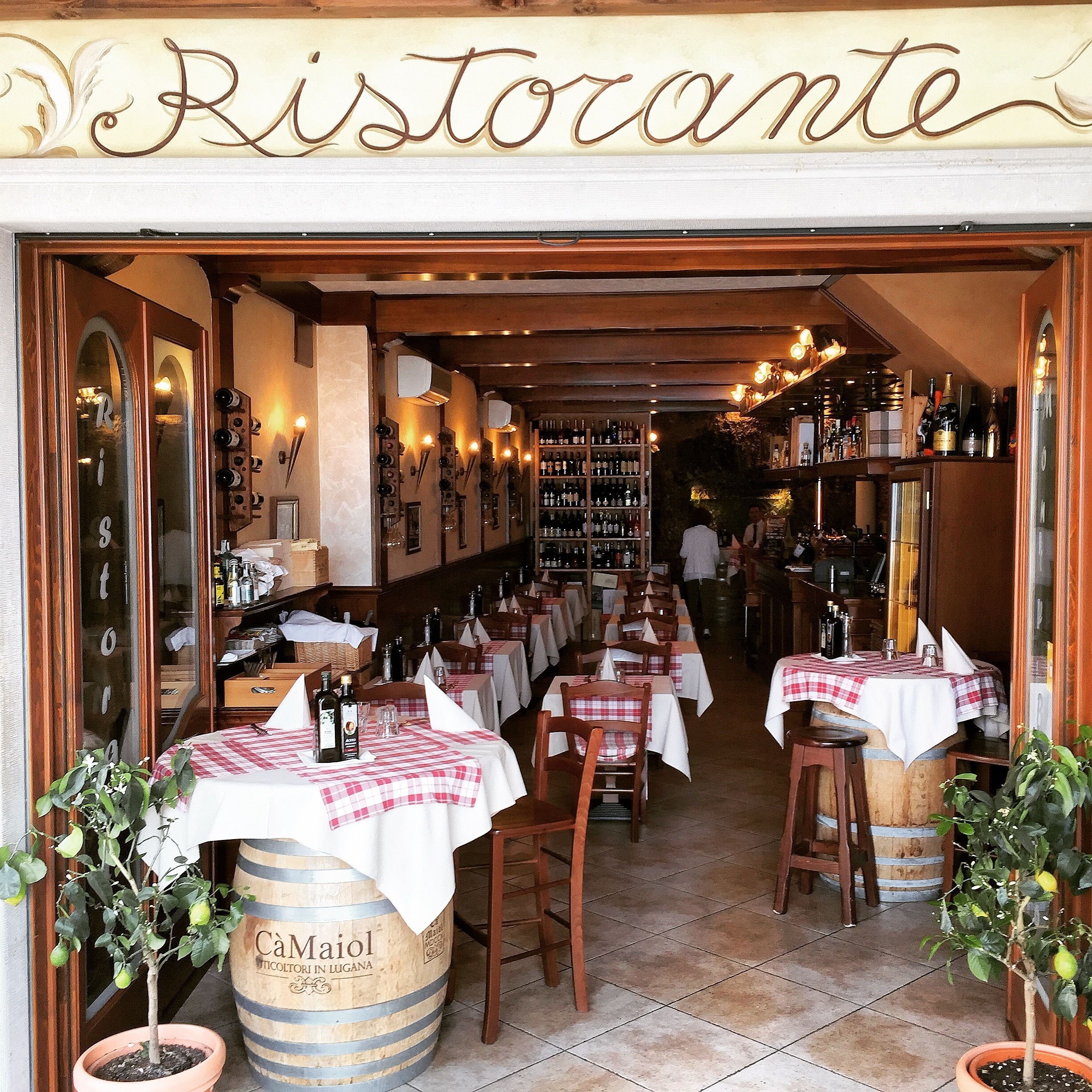 International cuisine, al fresco dining 