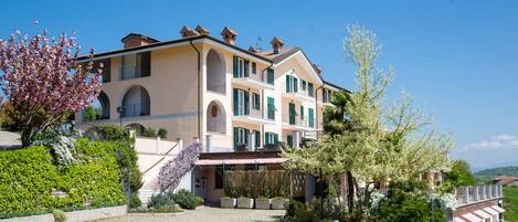 Voorkant van accommodatie