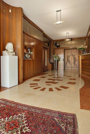Reception - Hotel Garibaldi (Padova)