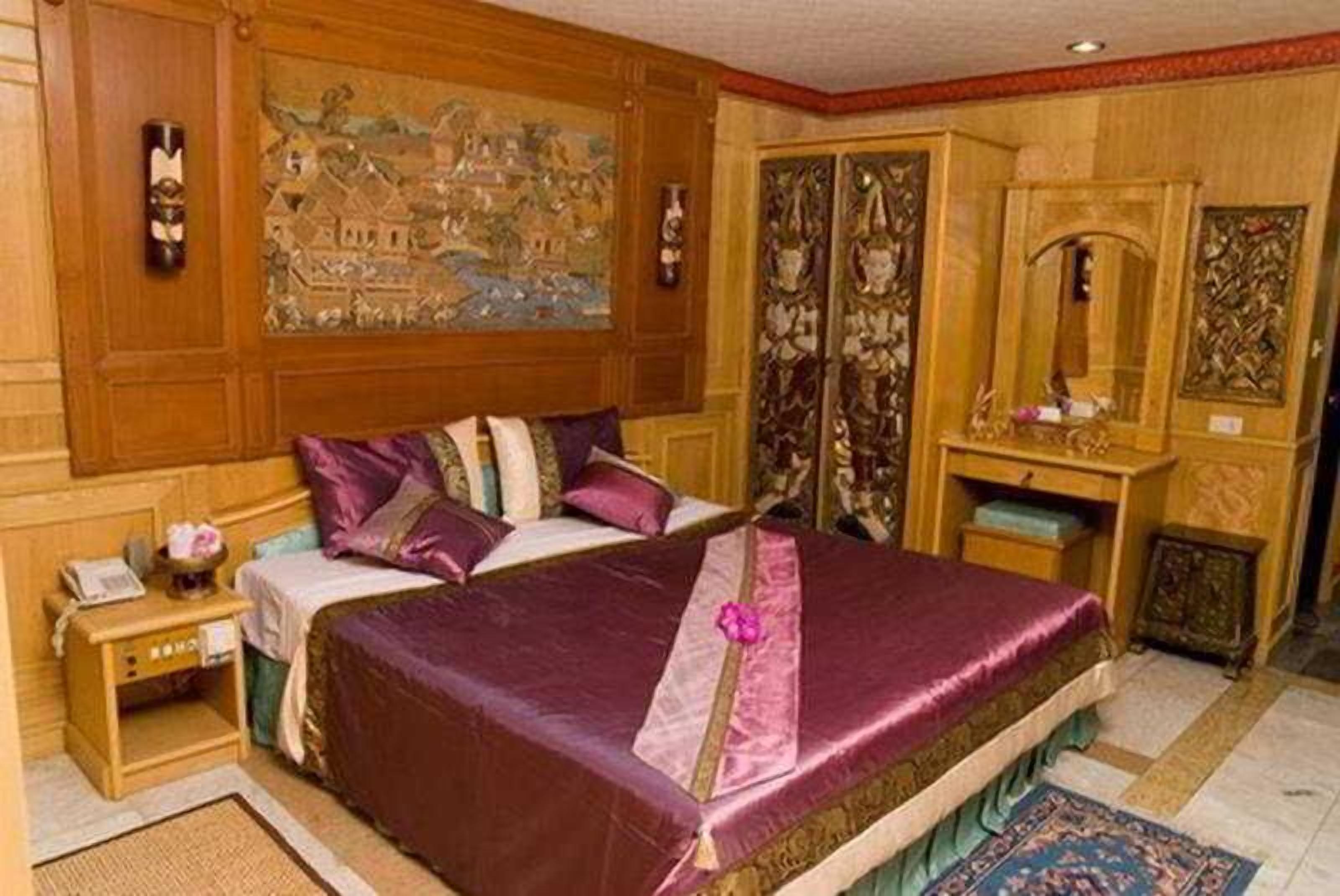 Rollaway beds