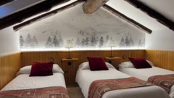 Quarto quádruplo clássico | Cofres nos quartos