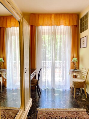 Italiaanse Frette-lakens, luxe beddengoed, donzen dekbedden