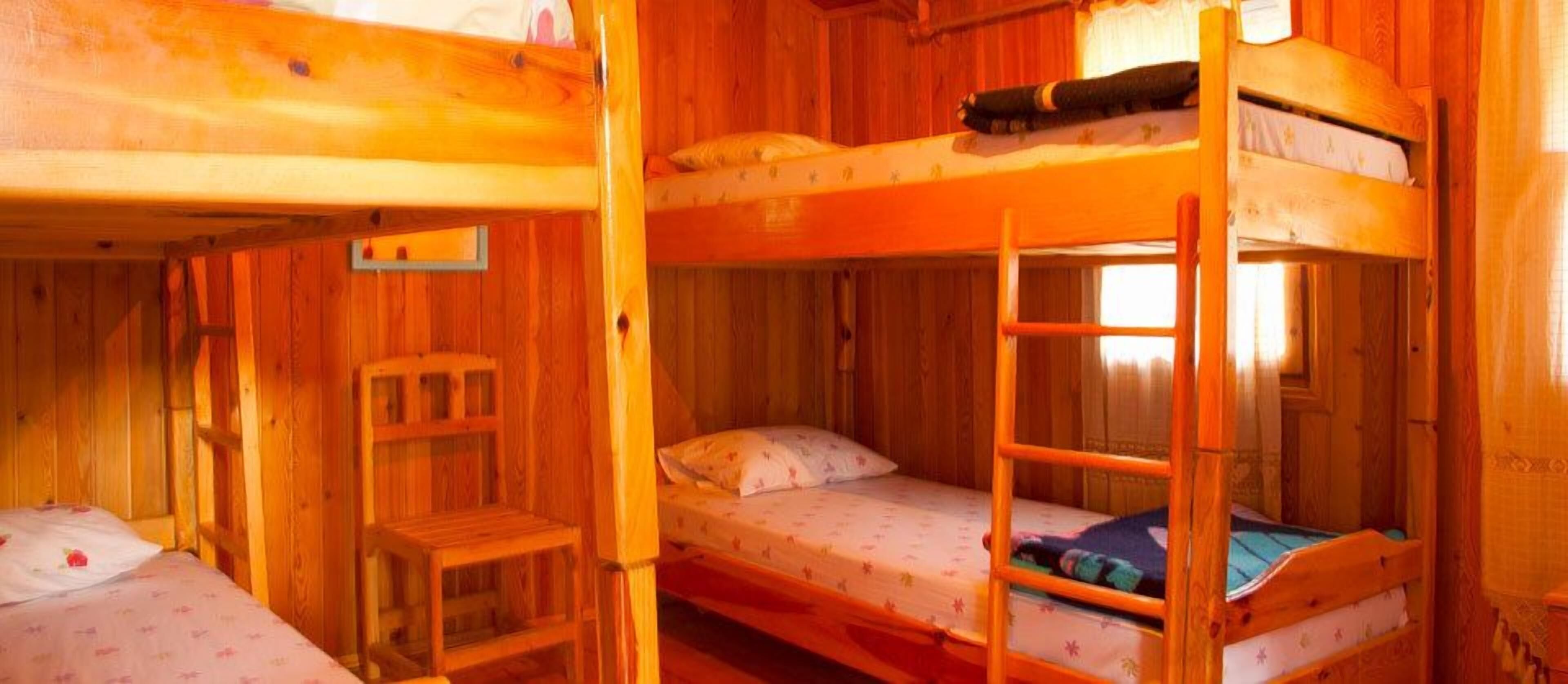 Premium bedding, free WiFi