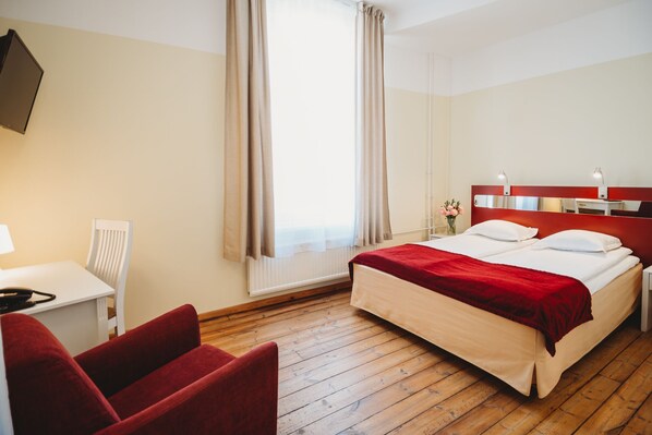 Standard Double Room | Front of property - Economy Hotel (Tallinn)
