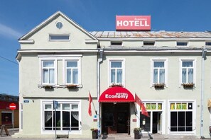 Exterior - Economy Hotel (Tallinn)