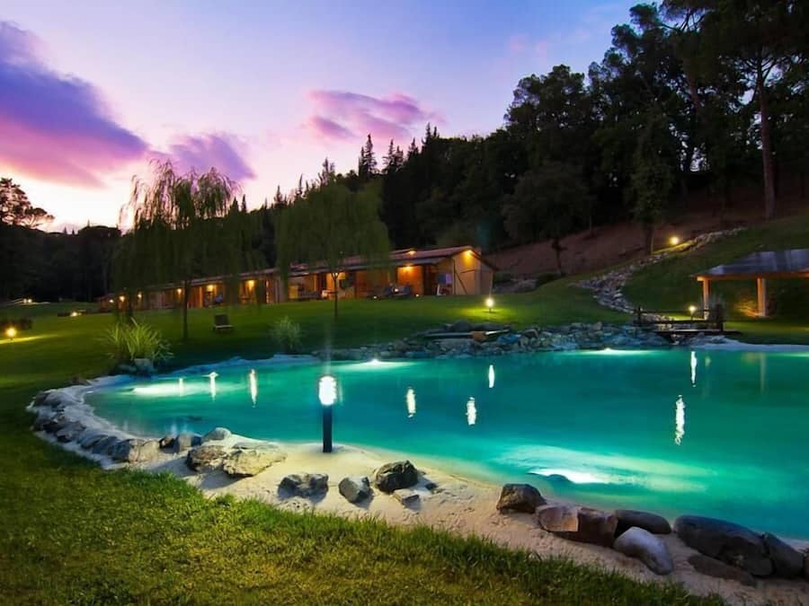 Seasonal outdoor pool, open 8:00 AM to 8:00 PM, pool loungers