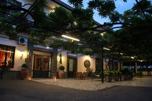 Porch - Hotel degli Amici (Pompei)