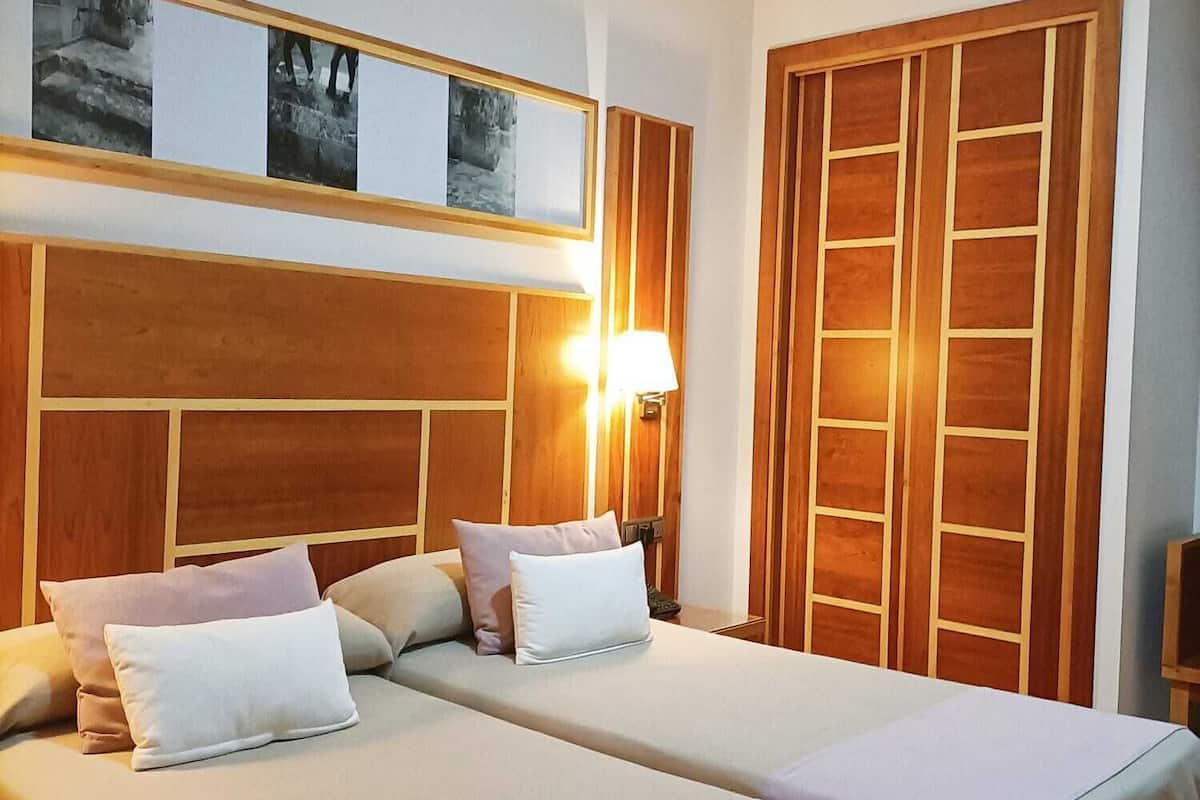 desk, laptop workspace, soundproofing, rollaway beds