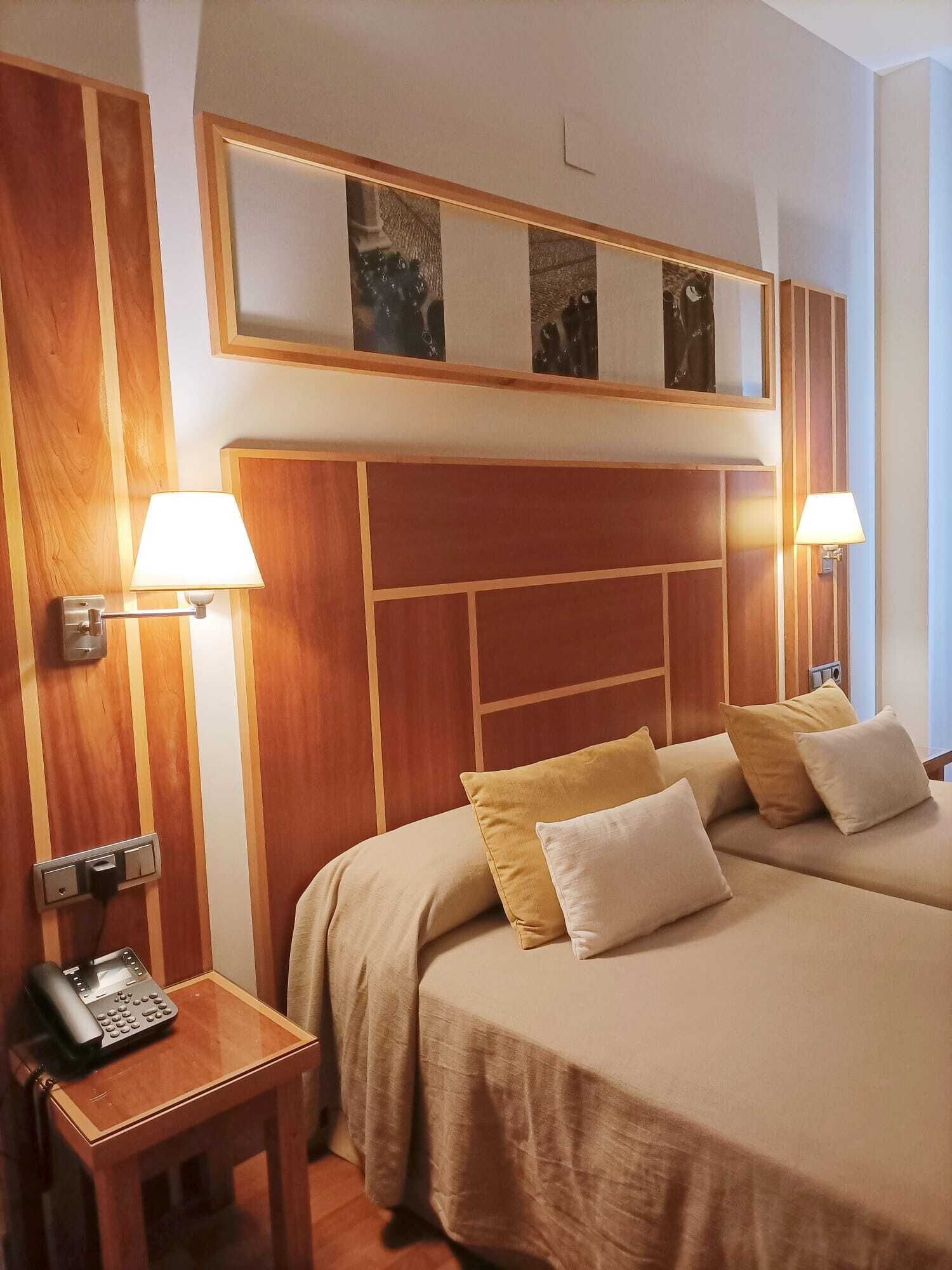 desk, laptop workspace, soundproofing, rollaway beds