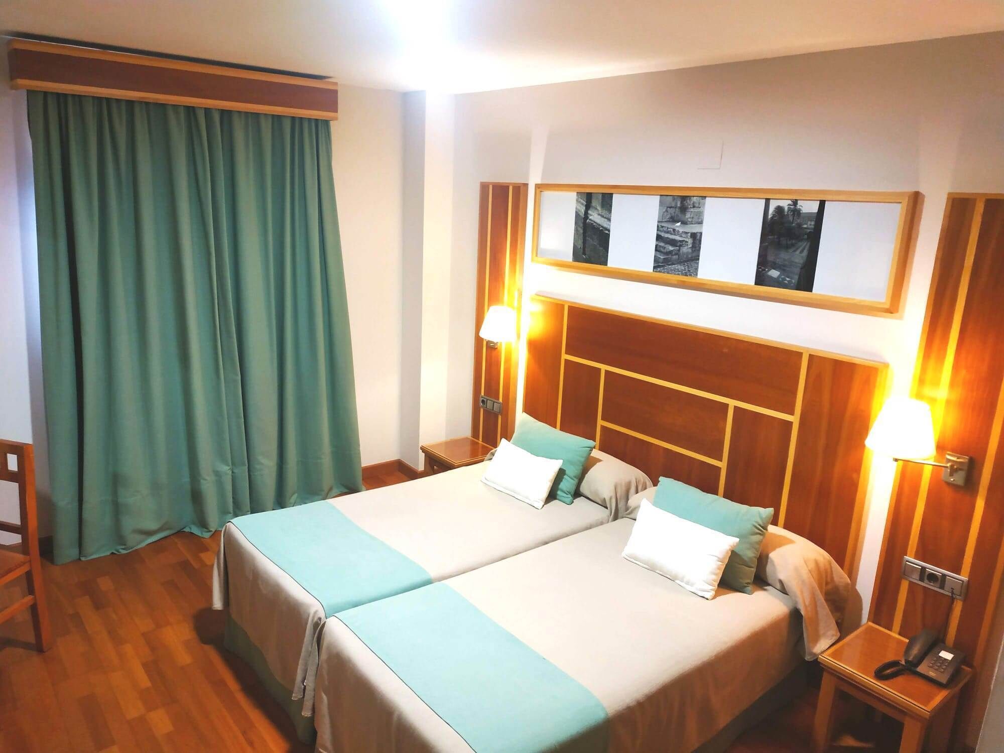 desk, laptop workspace, soundproofing, rollaway beds