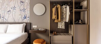 Aramis Deluxe Rooms