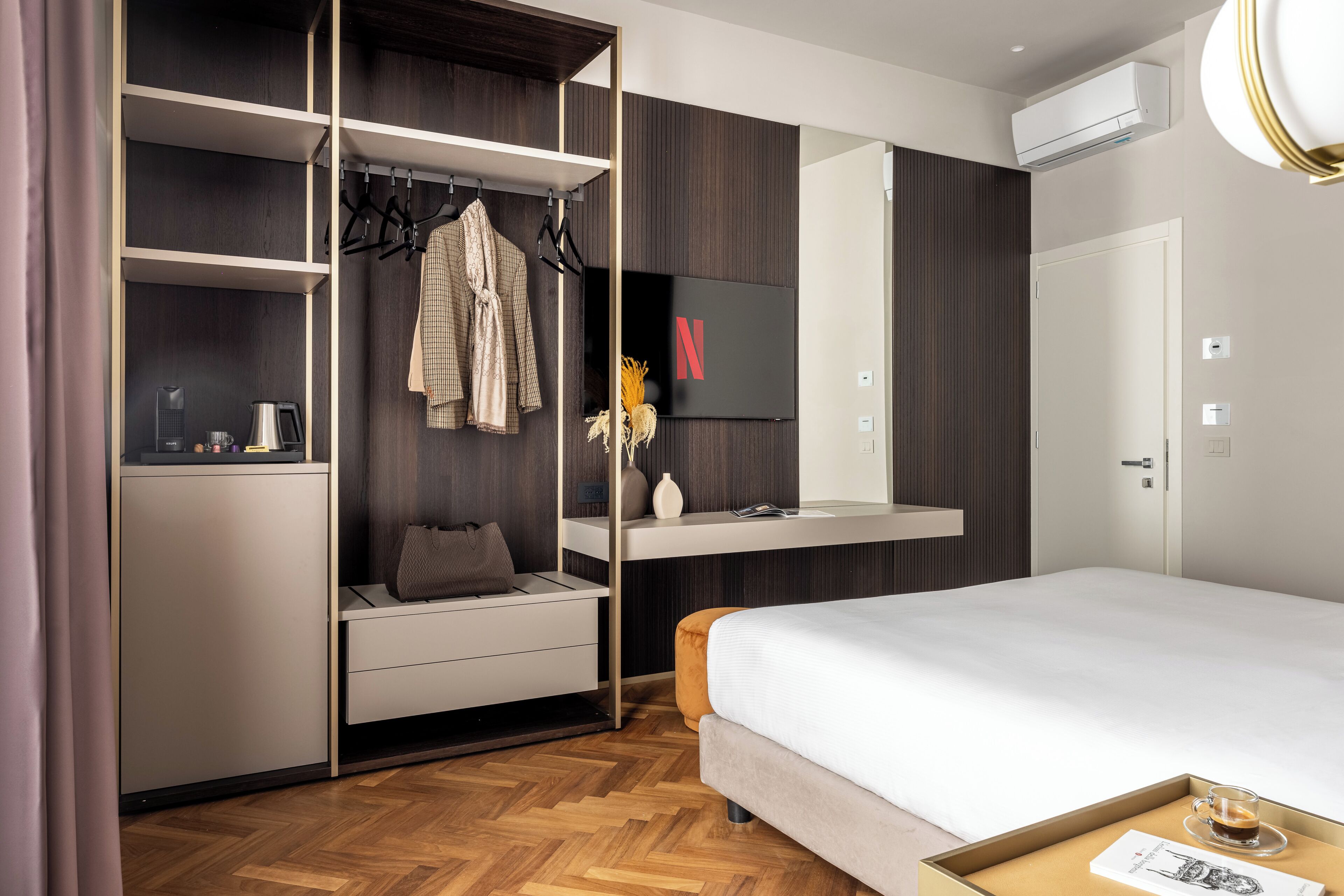 Photo - Aramis Deluxe Rooms